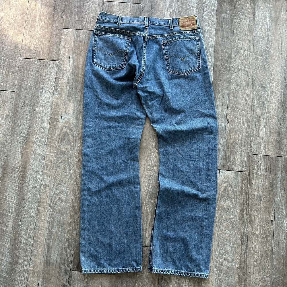 Levis 517 Jeans Mens 38 Medium Wash Denim Bootcut Leg Pants Size 38x34 Blue